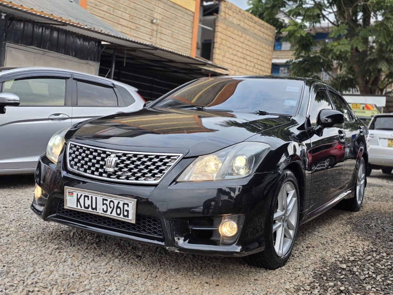 2012 Toyota Crown Athlete