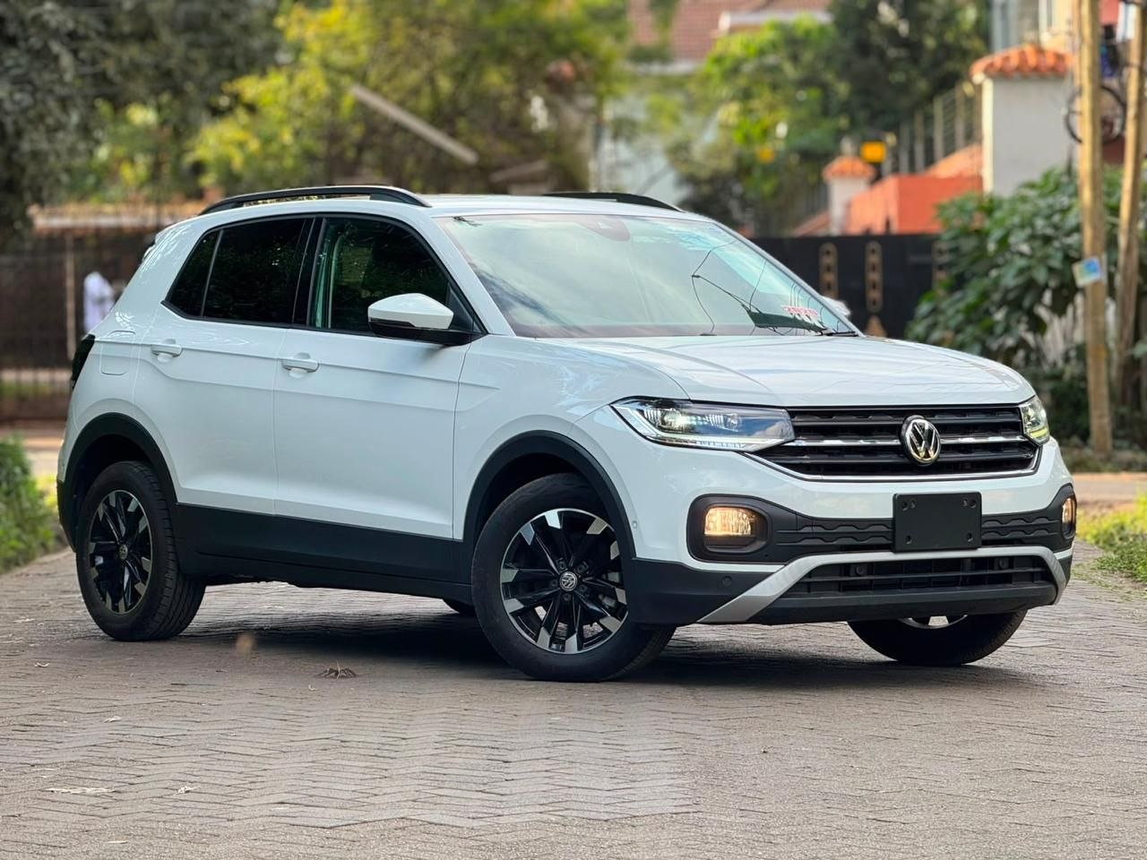 2020 Volkswagen T-CROSS*🔥