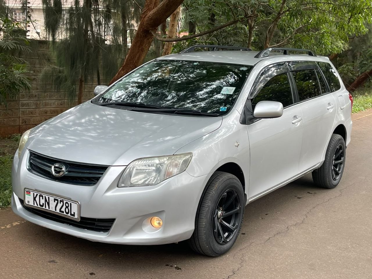 2010 Toyota fielder